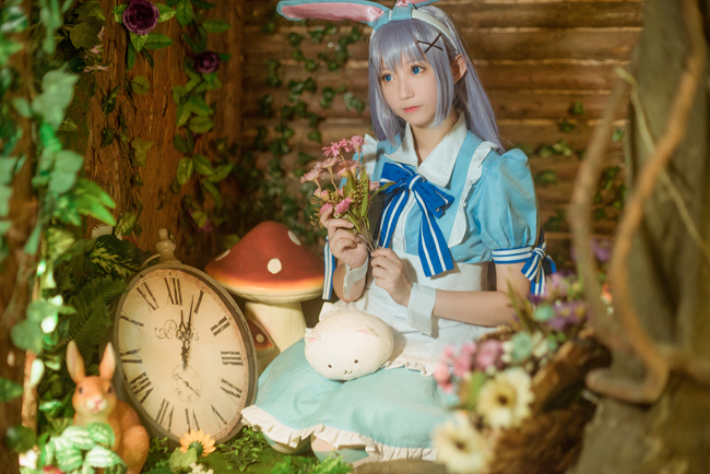 香风智乃兔子,香风智乃cos如何穿