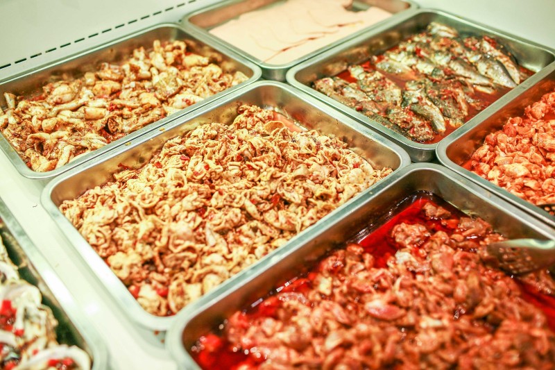 宜宾东街二楼烤肉店在哪里,宜宾半岛大院附近的烤肉店