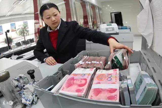 如果银行卡丢了能报警吗,银行卡丢了记不住卡号怎么办