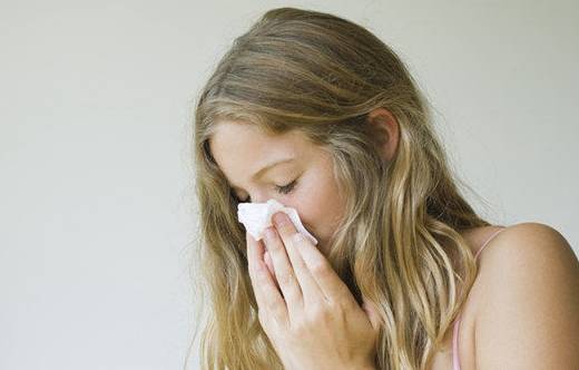 黑眼圈的产生原因及解决方法,有黑眼圈的人怎么让黑眼圈消失