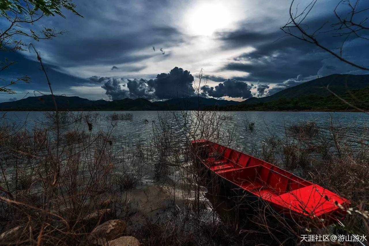 海南天台山小九寨,小九寨青山绿水