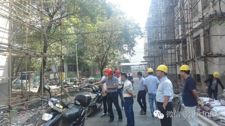 三百竞赛部门快速行动开发区全力推动“三百”竞赛活动攻坚