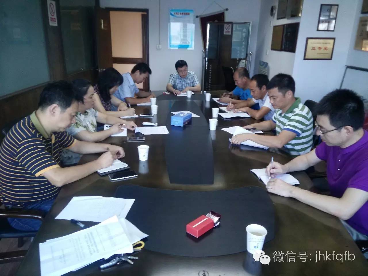 三百竞赛部门快速行动开发区全力推动“三百”竞赛活动攻坚