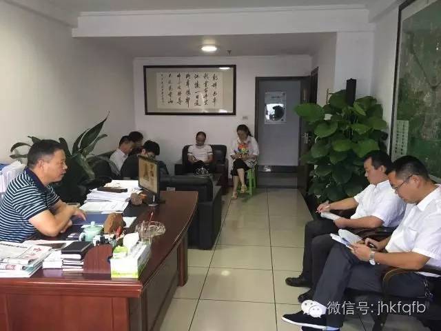 三百竞赛部门快速行动开发区全力推动“三百”竞赛活动攻坚