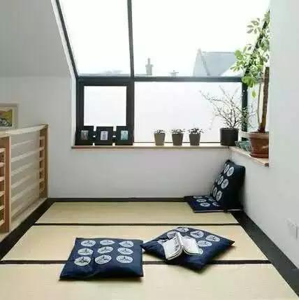 6平米房间太小又不想做榻榻米,卧室太小不做榻榻米该怎么装修