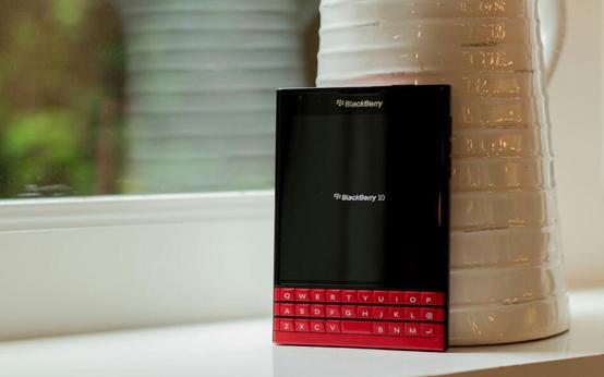 黑莓手机最后怎么样了,终究还是放弃了自己喜欢的东西