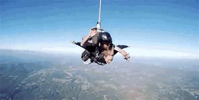 上帝の光｜穿衣服对她是种浪费，生的孩子叫腰精的后裔