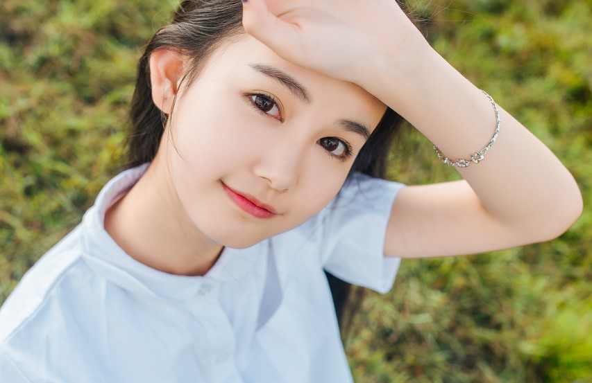 小说：他舔了女神六年，即将毕业，对她爱答不理，她：我要主动吗