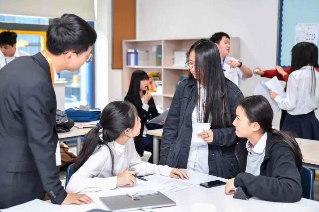 转新学校不适应,读了国际学校反而很迷茫
