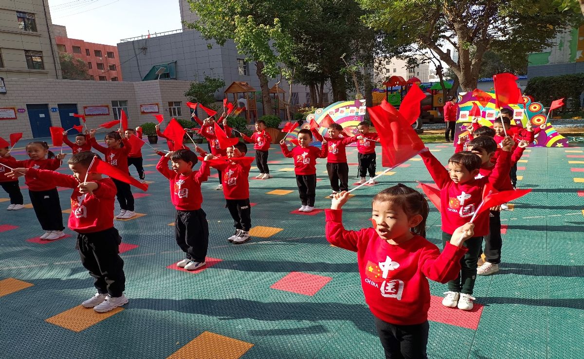 我心向党幼儿园舞蹈,童心向党幼儿园器械操