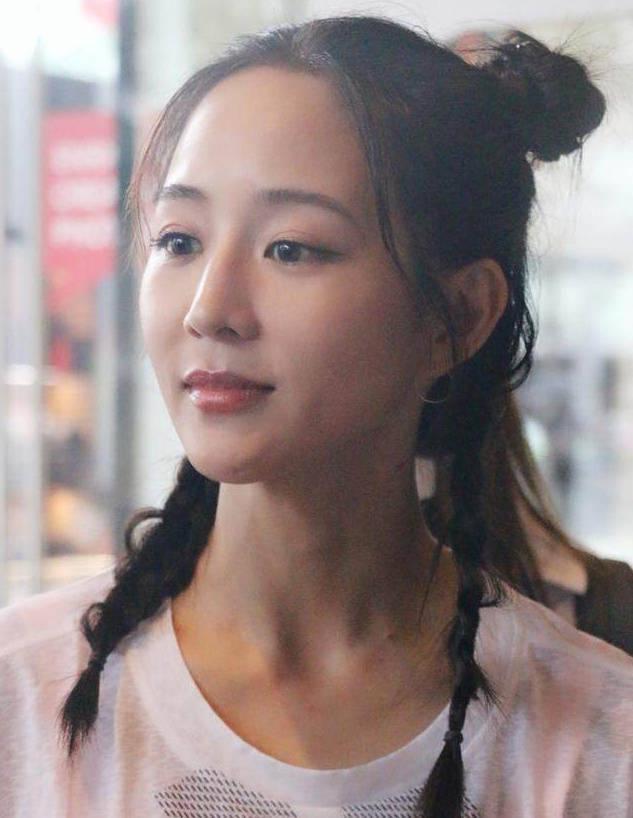 如何领会化妆发型穿搭,适合你的妆容和穿搭