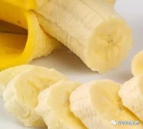 这5个方法让你轻松搞定红血丝,5分钟教你去除红血丝的小方法