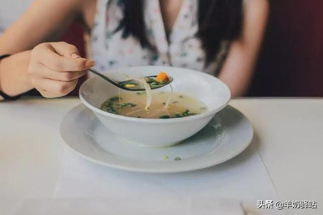 抑郁症患者推荐饮食,为什么抑郁症不思饮食