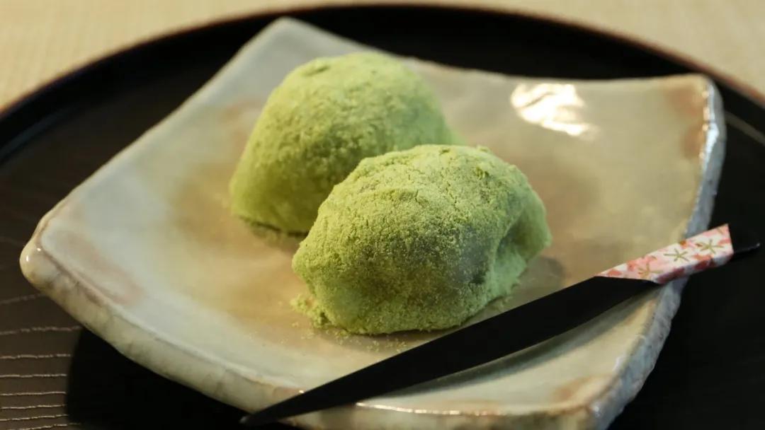 一万日元的日本和菓子，爸爸原来是十块钱的清明团子