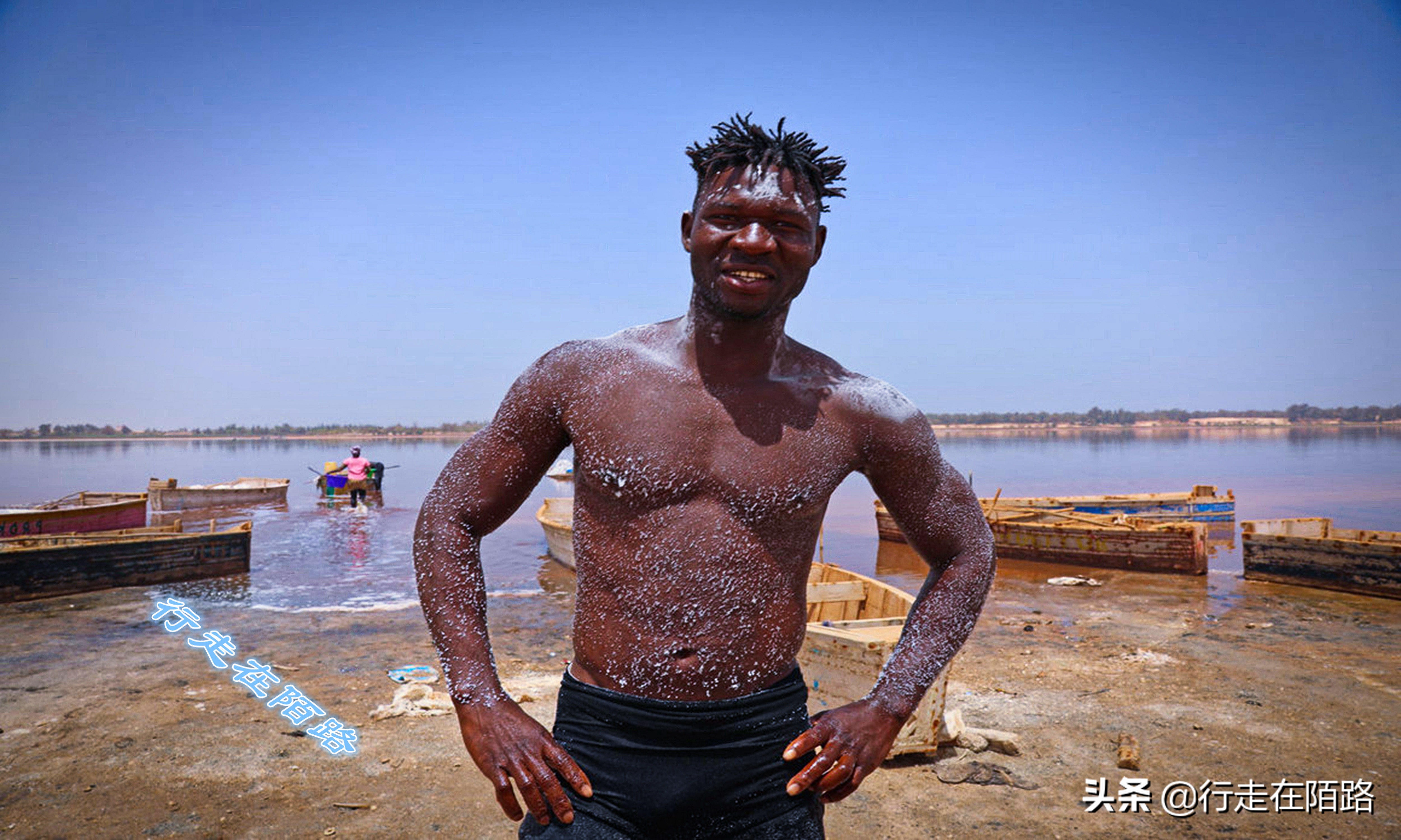非洲死海：湖深一米采盐直接捞，每升湖水含盐380克
