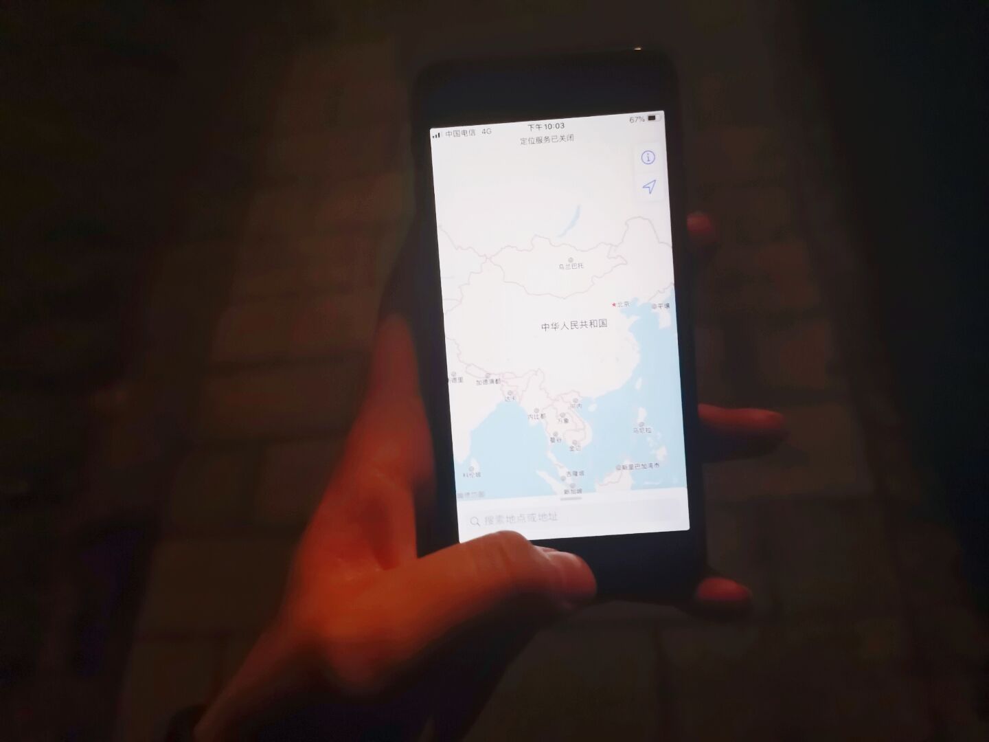 新款iphonese为什么争议那么大,iphonese还值不值得购买