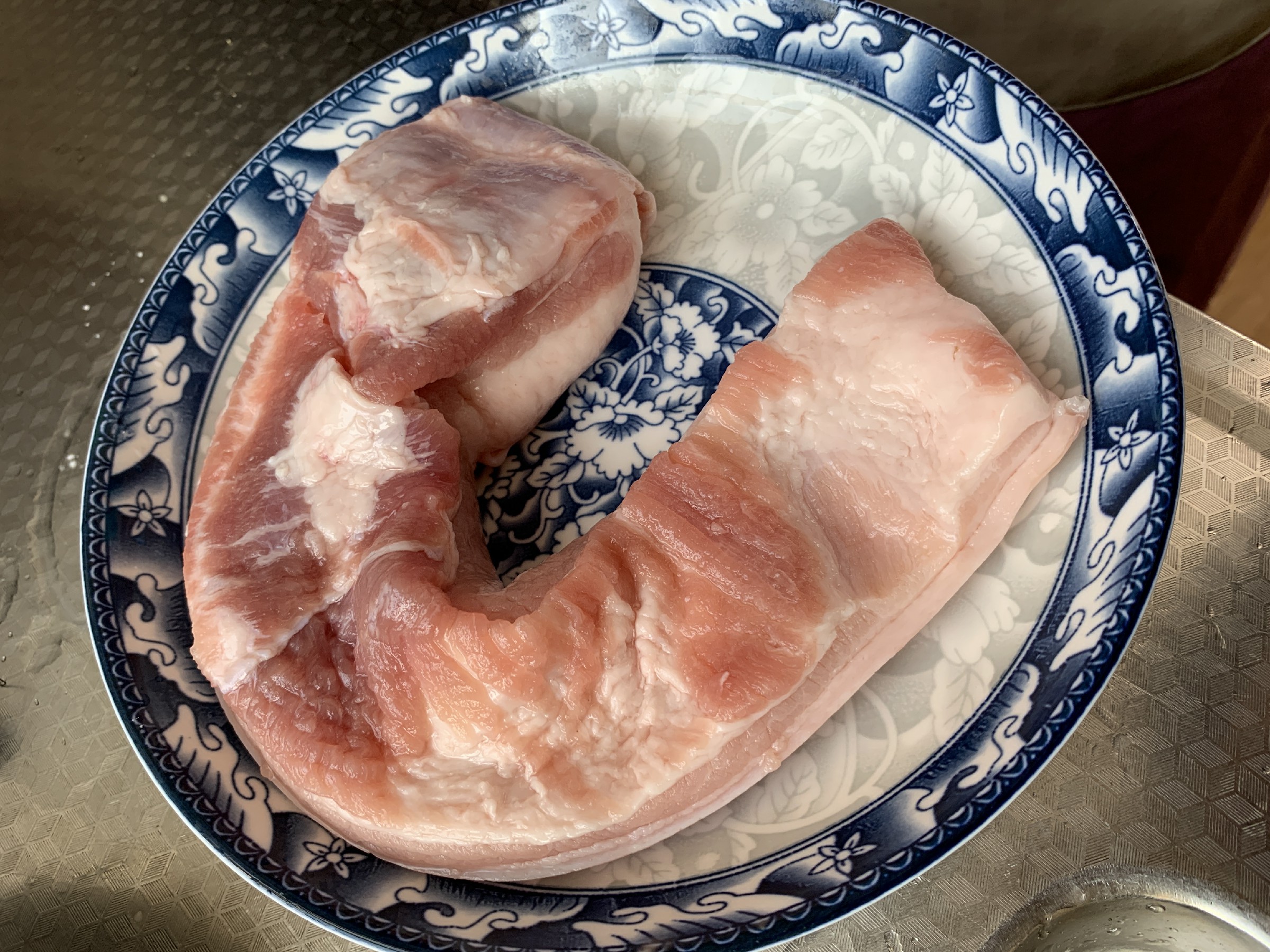 红烧肉的家常做法肥而不腻,红烧肉的做法家常肥而不腻