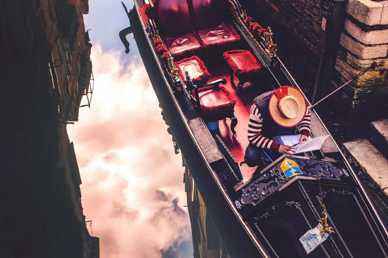 旅游团三日环游世界,低成本自由行环游世界