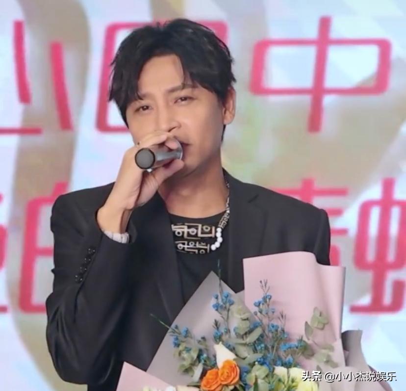 陈志朋四川乐曲,陈志朋歌曲红蜻蜓