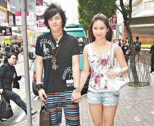 陈婉珍年轻跟赌王合影,陈婉珍为何能成为赌王