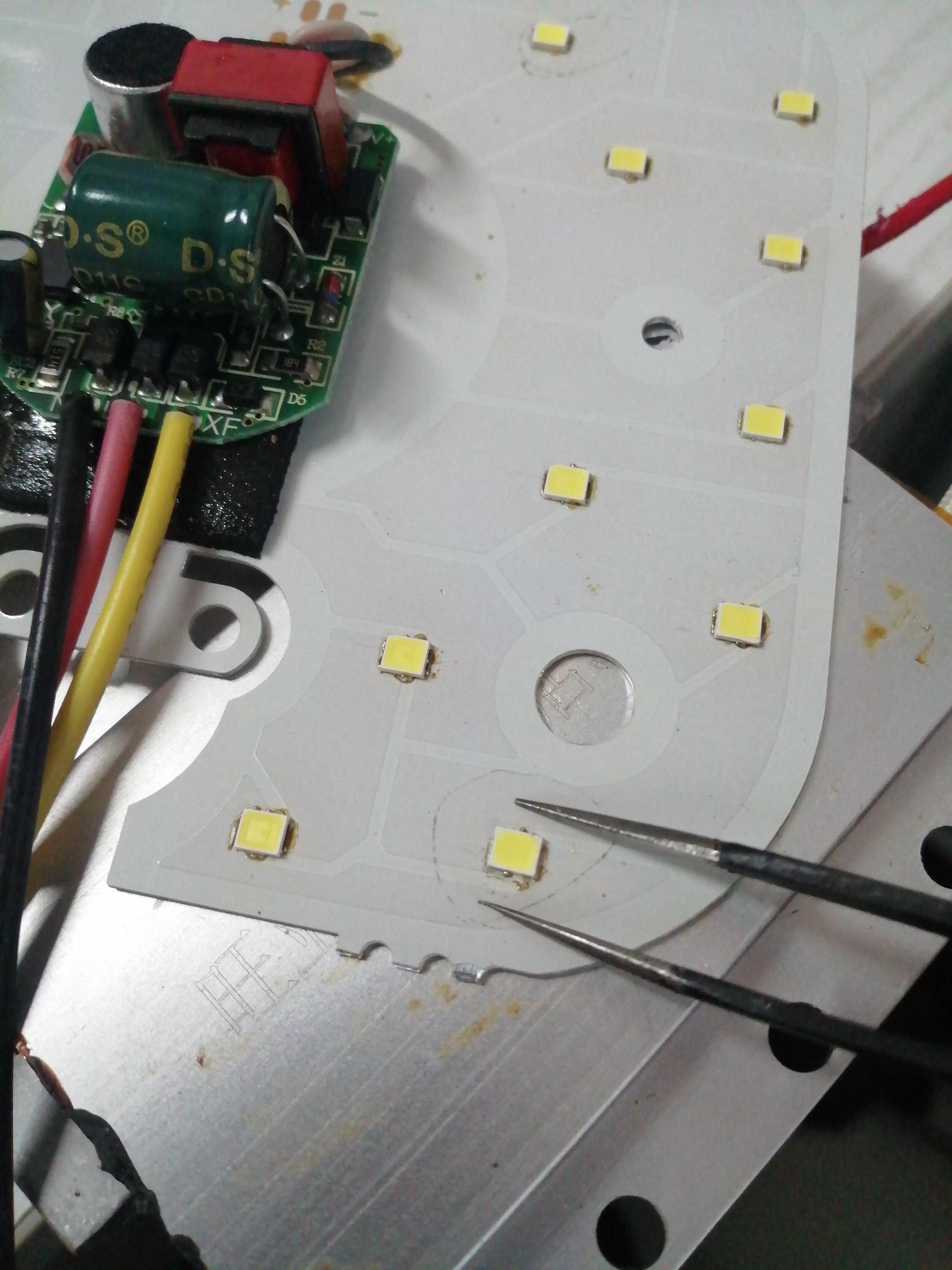 如何维修led灯长条形,怎么样维修LED灯珠
