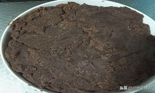黑坑钓鲫鱼老鬼饵料配方大全,钓黑坑溧阳鲫鱼的饵料最佳配方