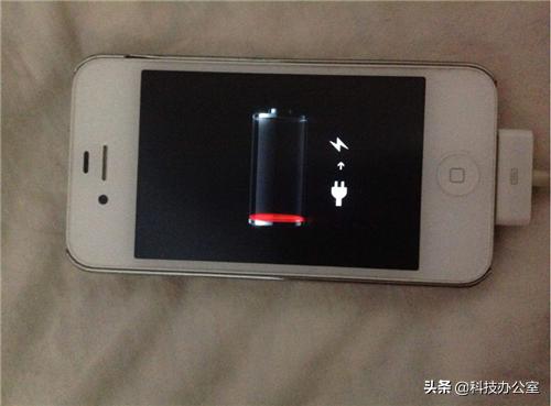 手机正确的充电方式应该怎么样充,手机第二次充电从多少开始充