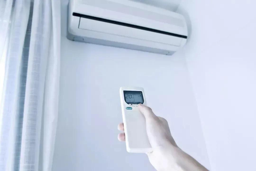 冬季家中取暖哪种方式好,冬季取暖神器哪种最省电又取暖
