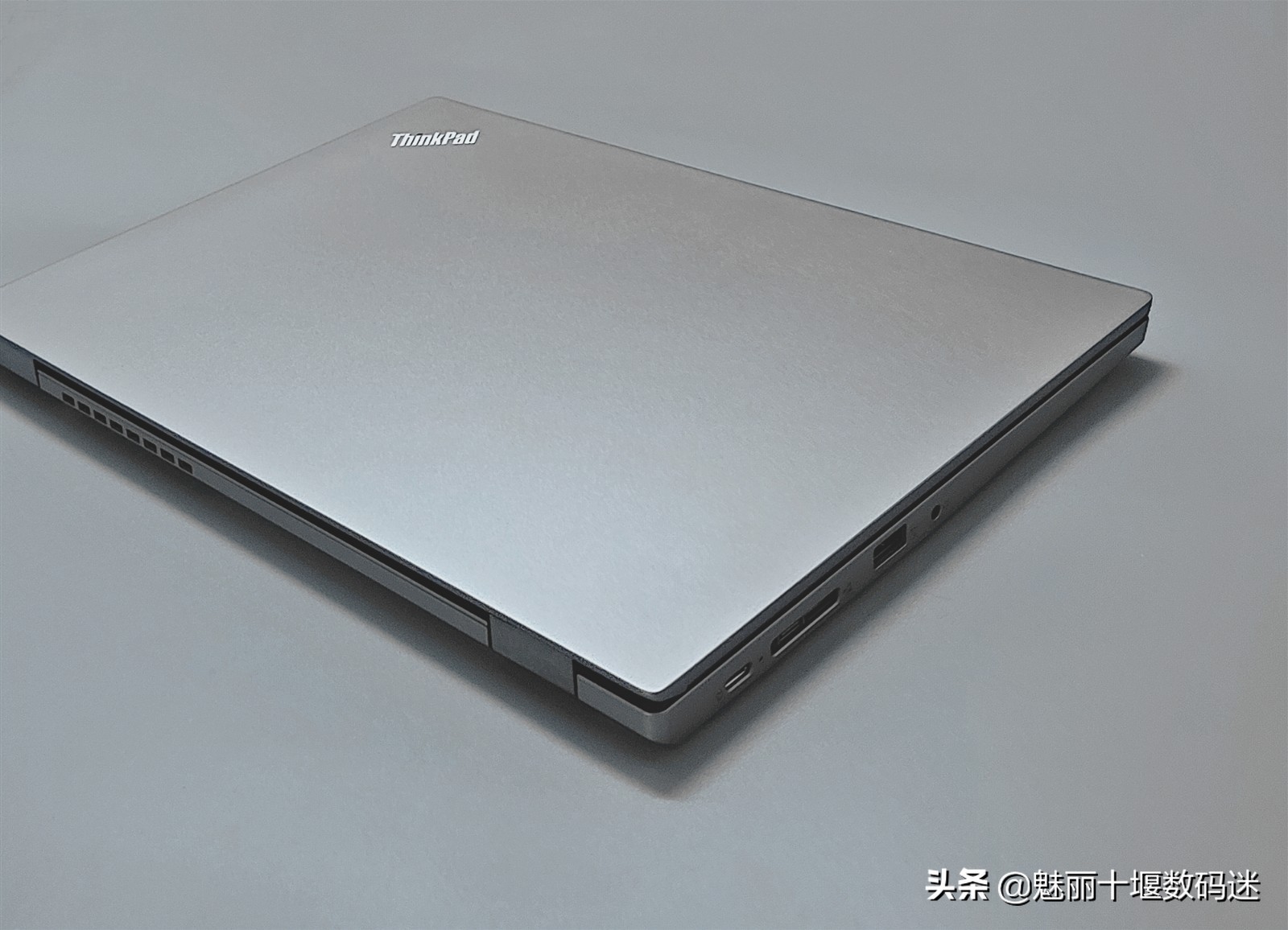 thinkpads22016款评测,升级版的thinkpad2020s2值得买么