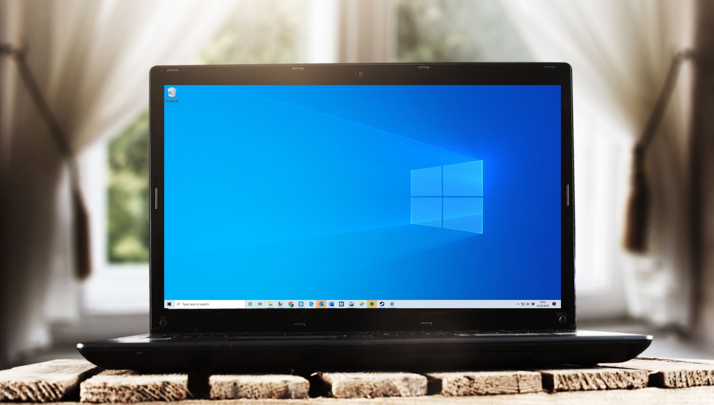 砸了多少人的饭碗？Windows10蓝屏不用慌，只需联网就能重装系统