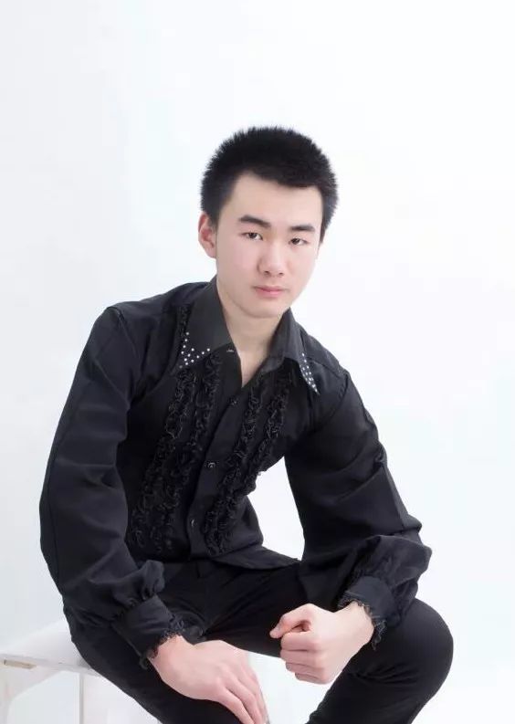 上海乐曲学院刘念中提琴,上海乐曲学院刘念中提琴老师