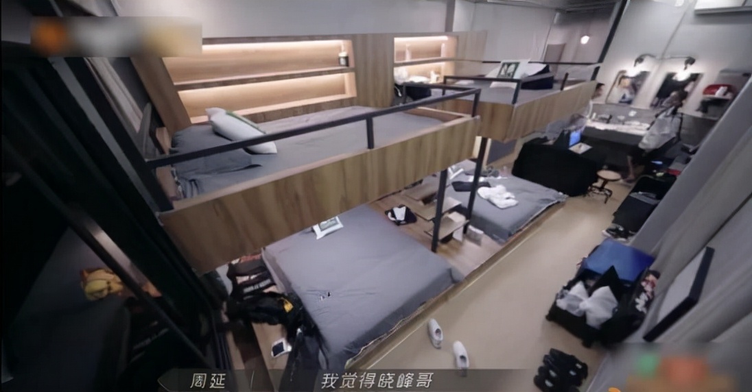 尚未披荆斩棘就开始兴风作浪，哥哥们抓马起来就没姐姐们什么事了