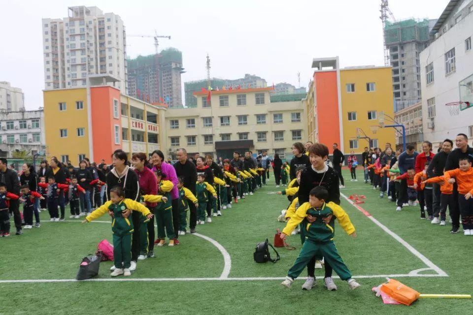 东升高沙幼儿园趣味运动会,南鹰幼儿园趣味运动会