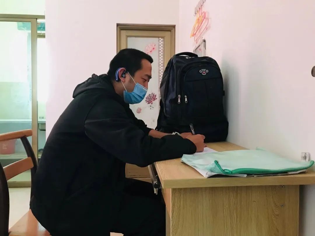 湖北老乡送温暖,湖北返乡老乡