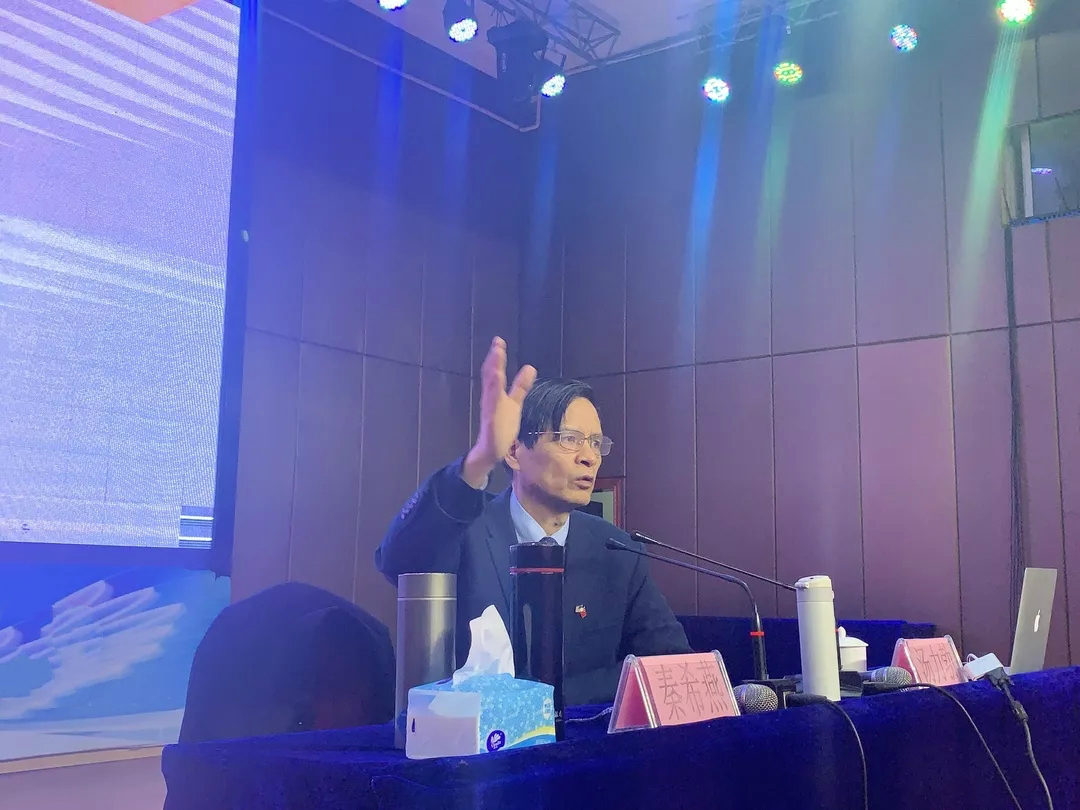 秦希燕律师简历,秦希燕律师的照片