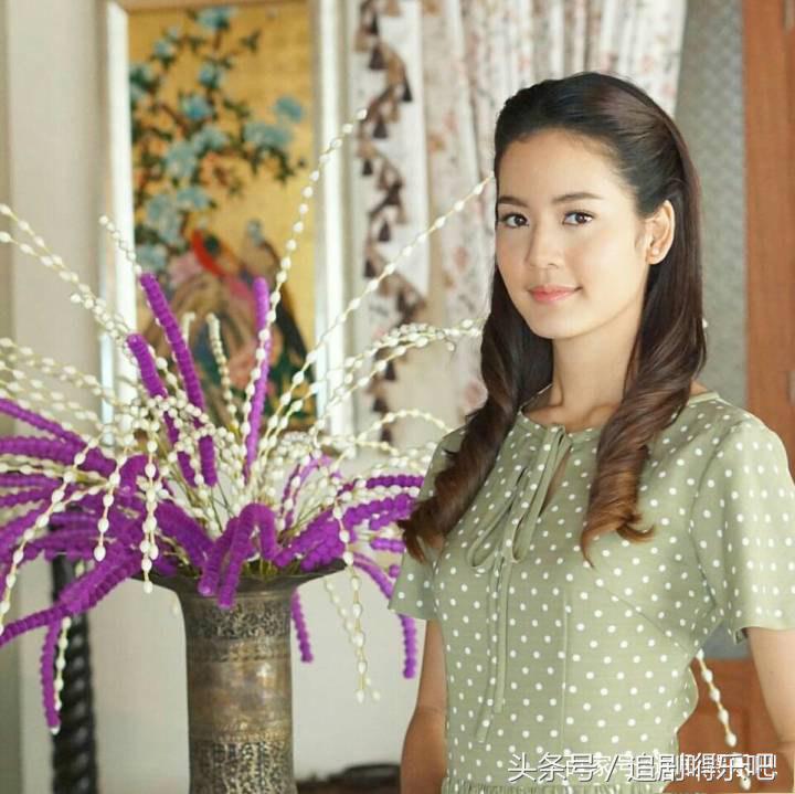 泰剧《明月之爱》New哥首搭Bow妹子，高颜值CP浪漫来袭，约吗？