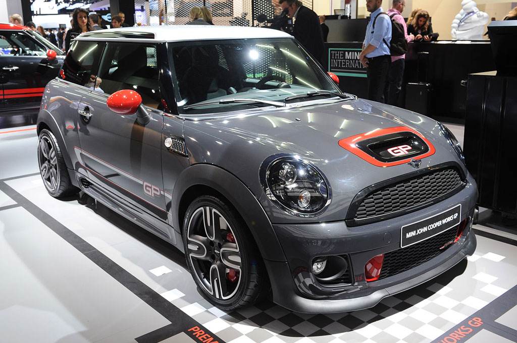 mini汽车最小的车,新出的小型汽车mini