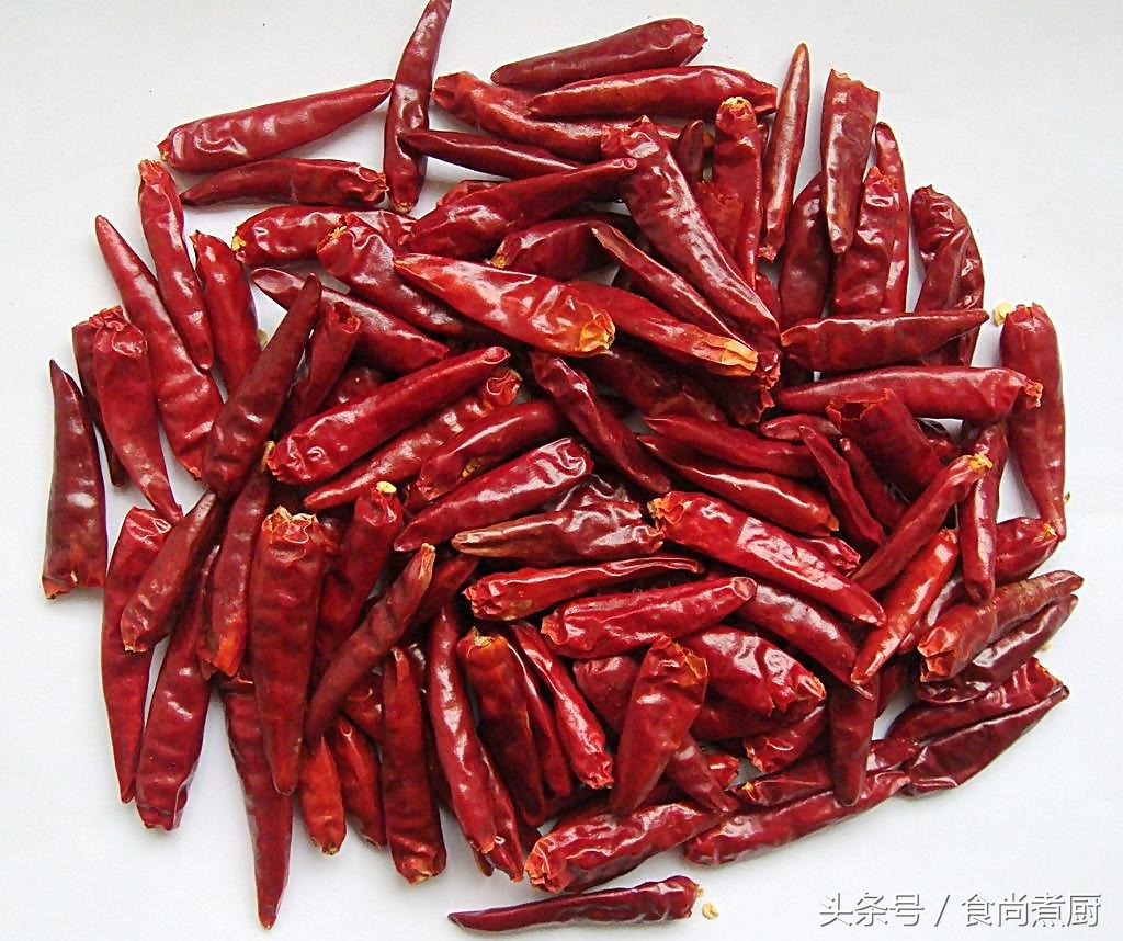 水煮鱼的正宗做法视频沸腾鱼,麻辣沸腾鱼和麻辣水煮鱼的区别