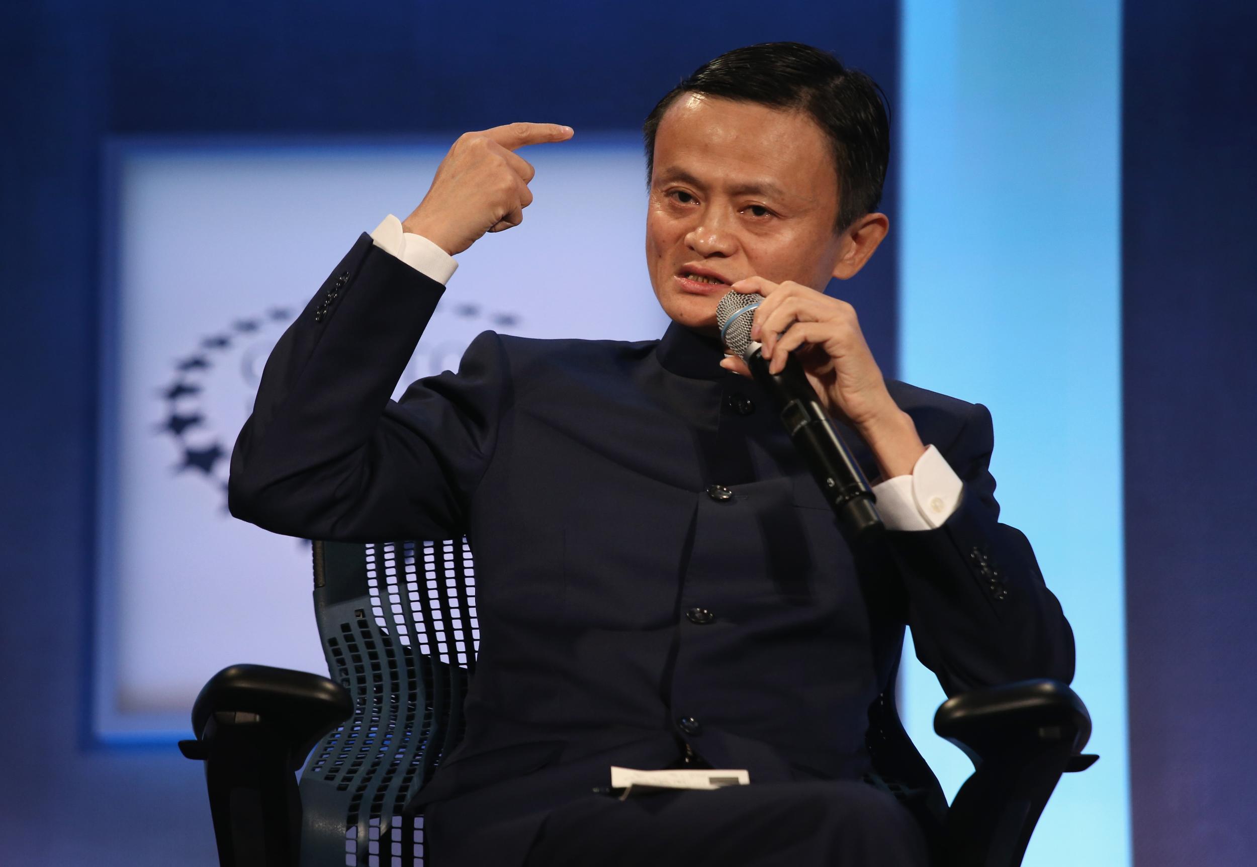 马化腾丢掉首富宝座，腾讯股价为何连跌3个月市值蒸发6476亿元？