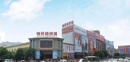 郑州服装尾货批发哪里最便宜,郑州一马路服装批发