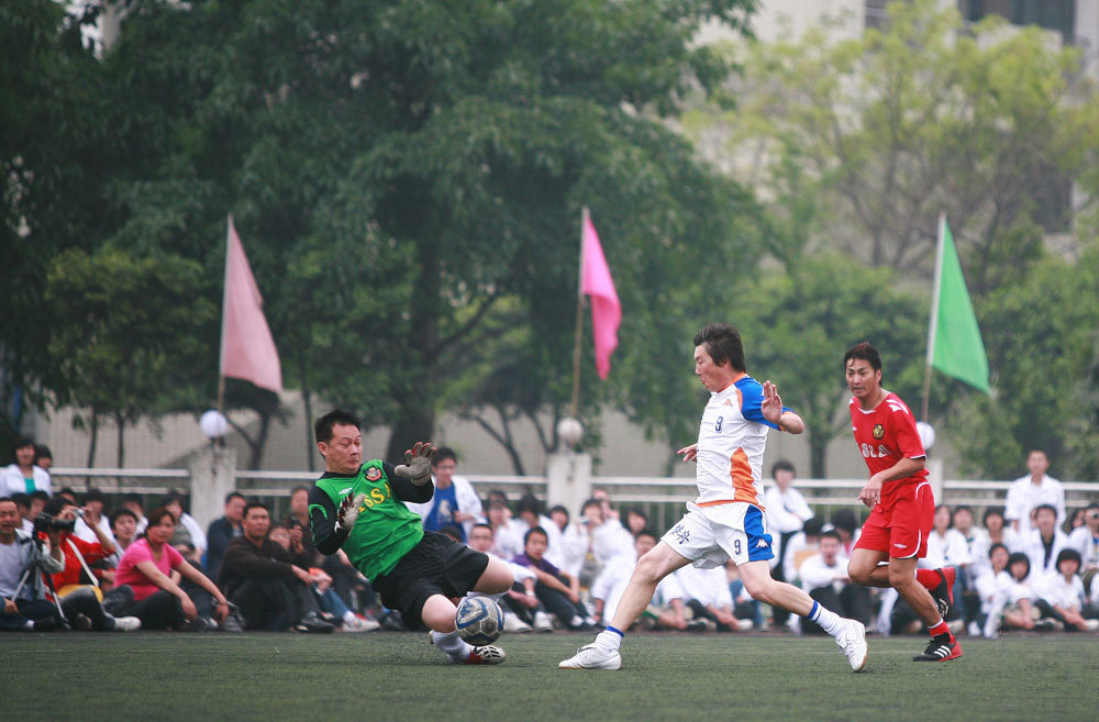 汶川地震谭咏麟,2008年汶川地震谭咏麟捐款多少钱