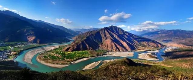 云南哪个地方旅游比较好玩,云南旅游哪个地区好玩