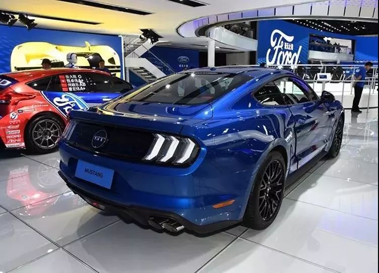 福特全新野马v8价格,福特野马美规手动挡价格