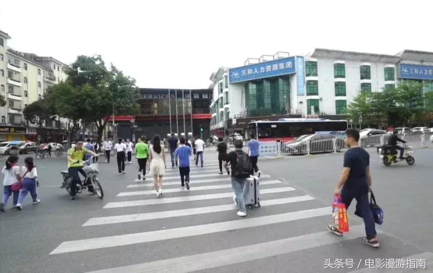 别可怜“三和大神”，你又能好多少？