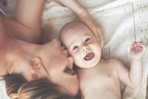 最科学的母乳断奶方法,自然离乳一年后还有奶水