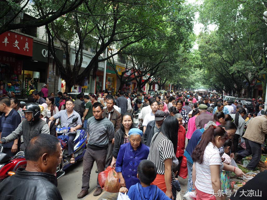 相机记录德昌端午节19年传统端午在大凉山非常火爆今年县政府主办值得期待