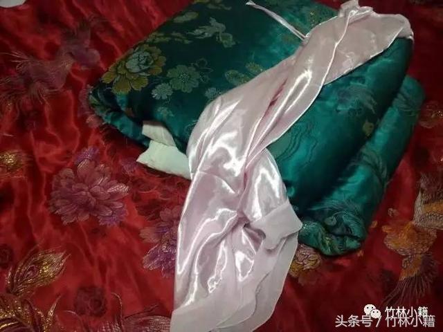 人到中年爱而不得无奈,为什么人到中年才知道爱情的苦