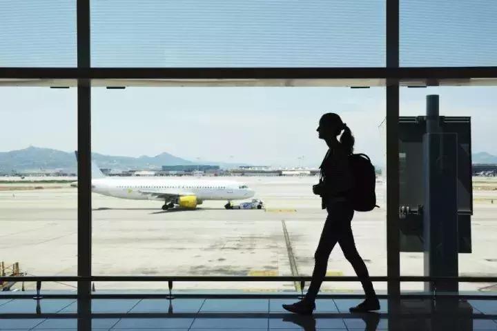 旅行中你误机怎么办？