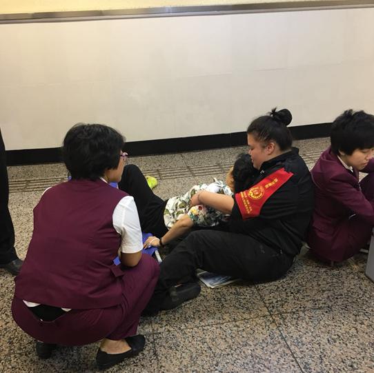 沈阳地铁女安检员,沈阳地铁女安检