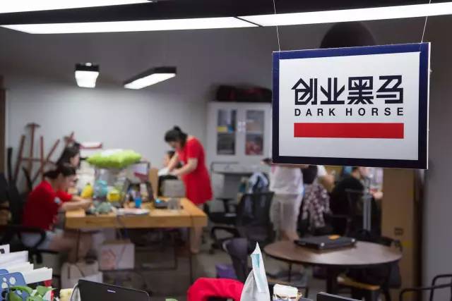 南京新媒体行动｜南京23万“码农”必备这本说明书